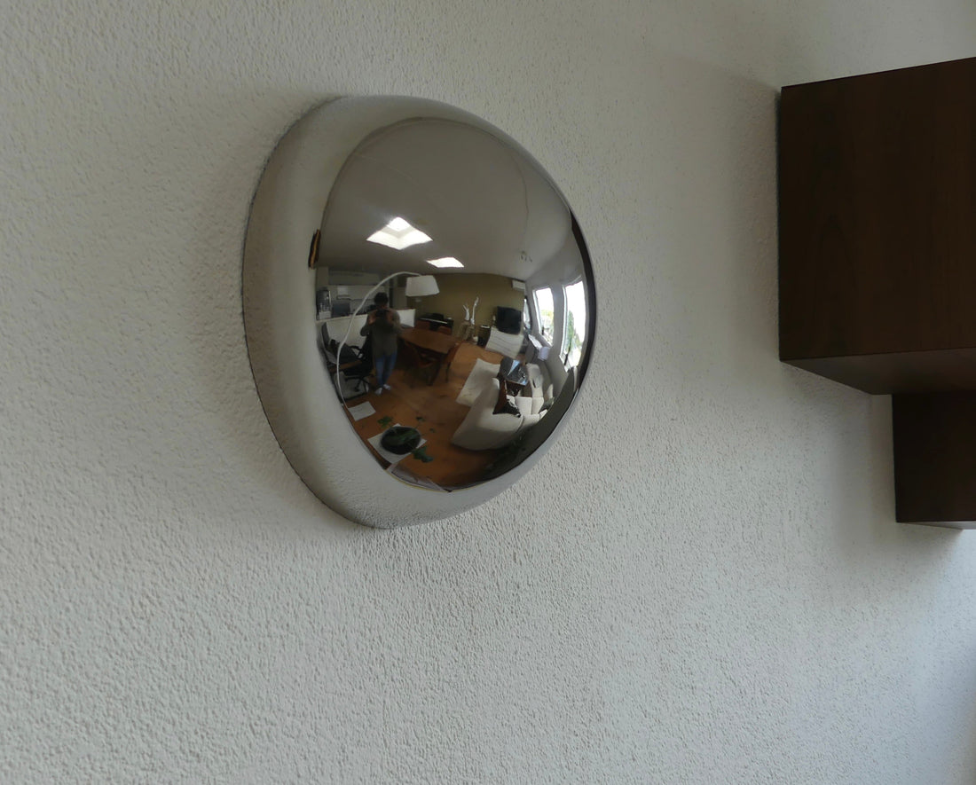 Chrome decoration in the form of a Lumevre convex mirror, made of stainless steel